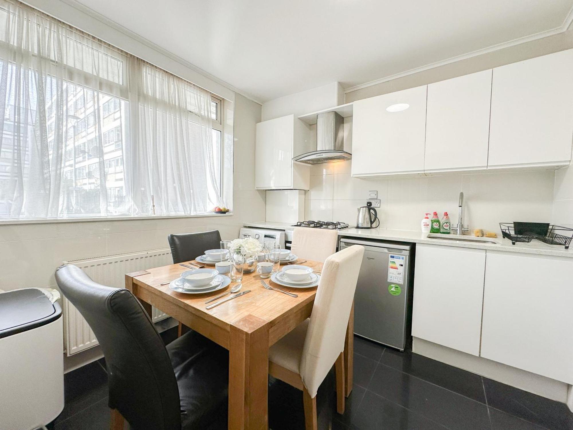 Cosy 3 Bedroom 3 Bathroom Flat With Private Garden- Maida Vale, Near Paddington Londra