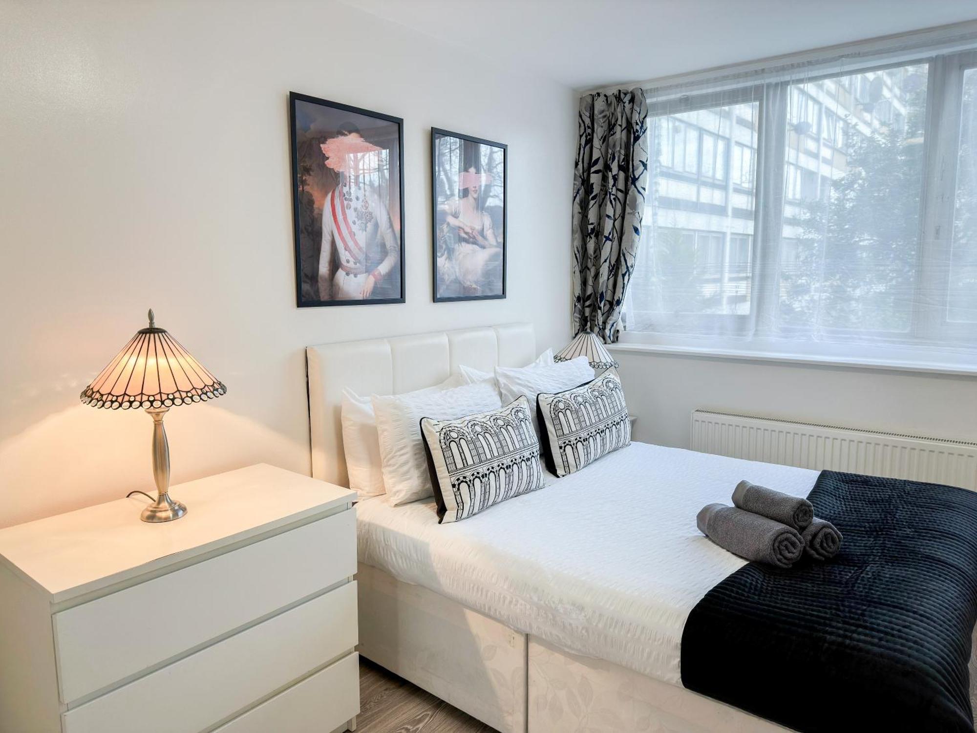 Cosy 3 Bedroom 3 Bathroom Flat With Private Garden- Maida Vale, Near Paddington Appartamento