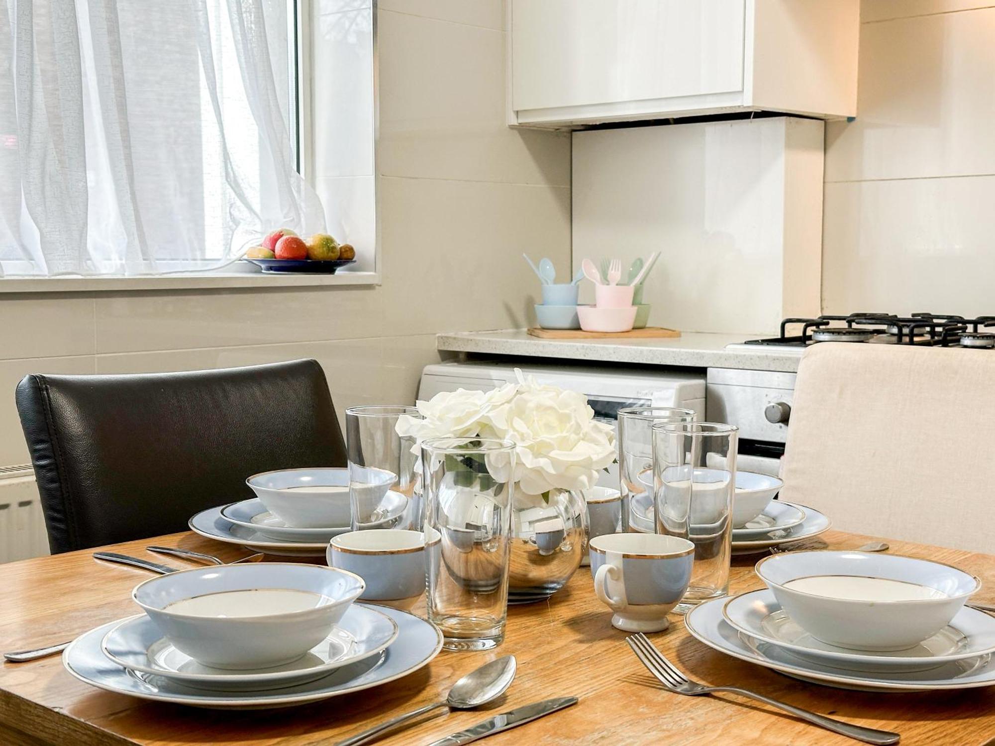 Cosy 3 Bedroom 3 Bathroom Flat With Private Garden- Maida Vale, Near Paddington Appartamento *