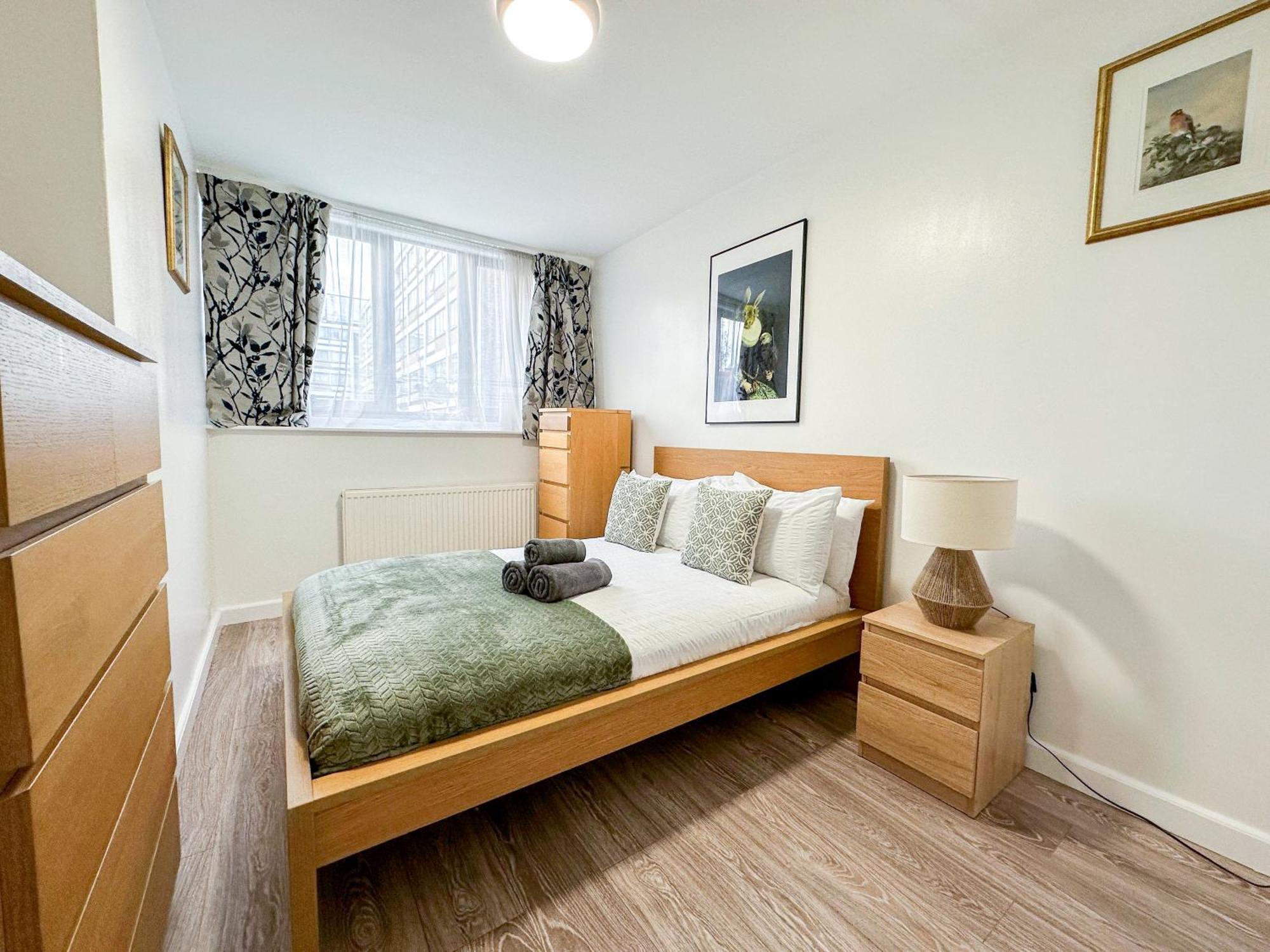 Cosy 3 Bedroom 3 Bathroom Flat With Private Garden- Maida Vale, Near Paddington * Londra